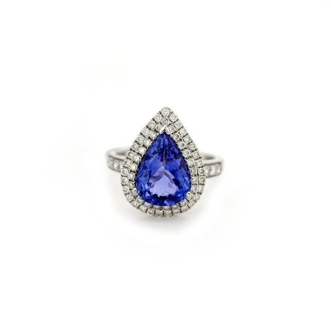Tanzanite Pear 2.97ct Ring in 18K White Gold