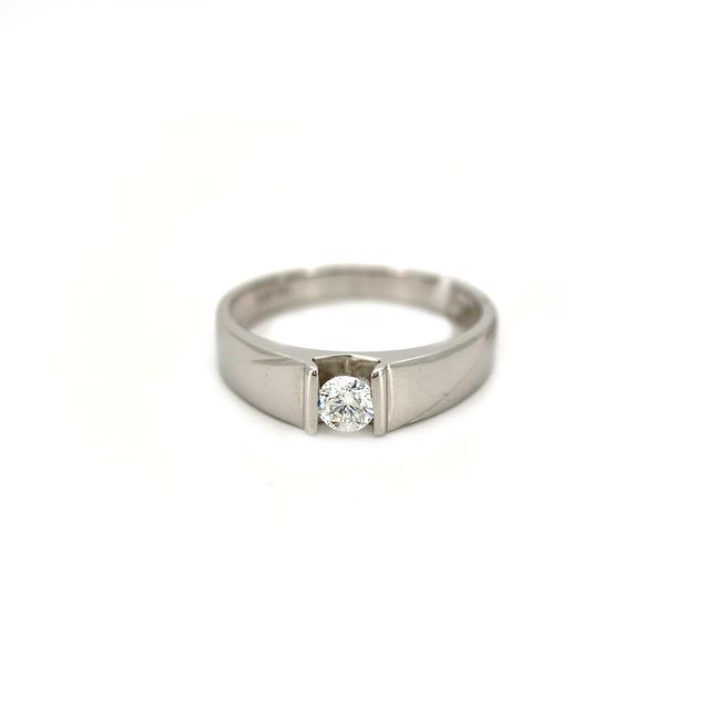 Forever Love Band in 18KT White Gold & Diamond