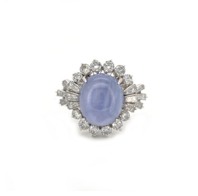 Blue star Sapphire Ring in White Gold – LR10613