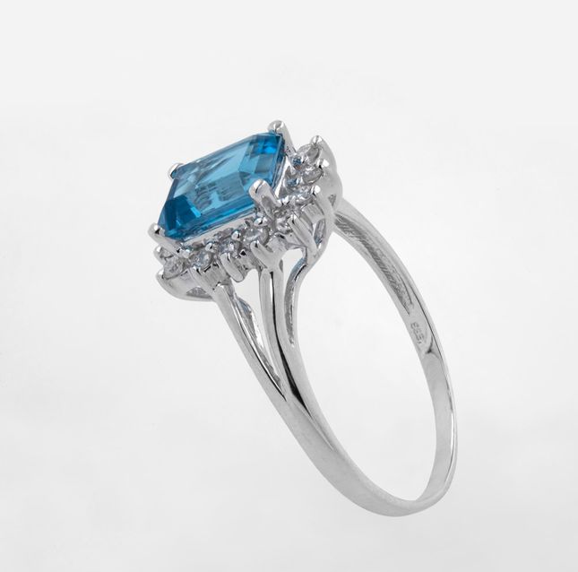 Topaz Emerald cut 2.00ct Ring in 14K White Gold