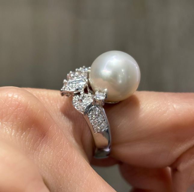 Pearl Round 12.78mm Ring in 18K White Gold