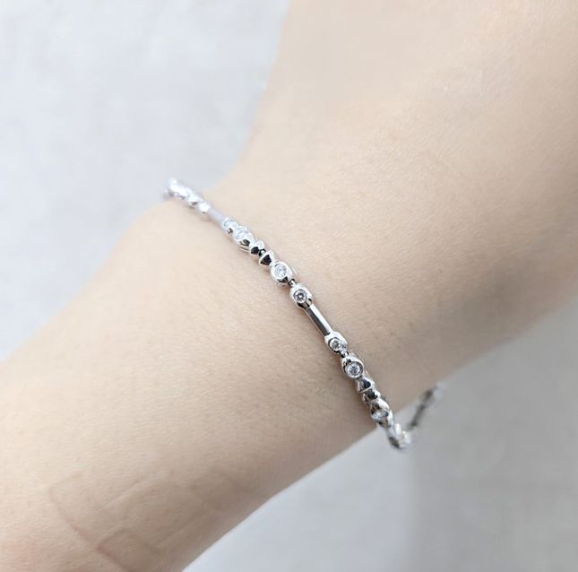 White Gold Diamond Station Link Bracelet