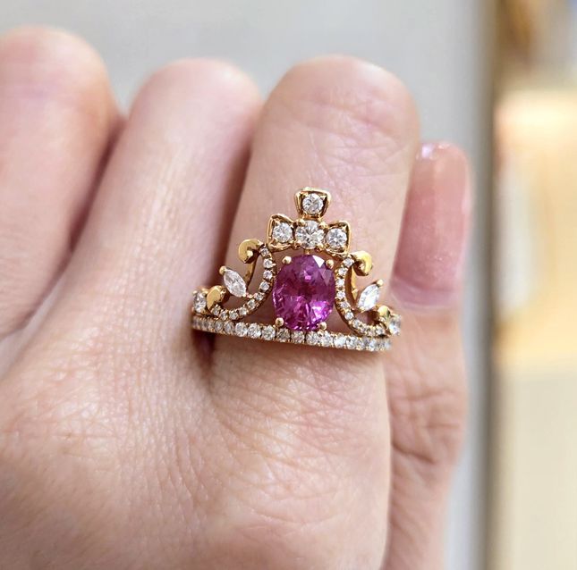 Oval-Cut 1.24 Carat Sapphire Ring in 18K Rose Gold - LR9603