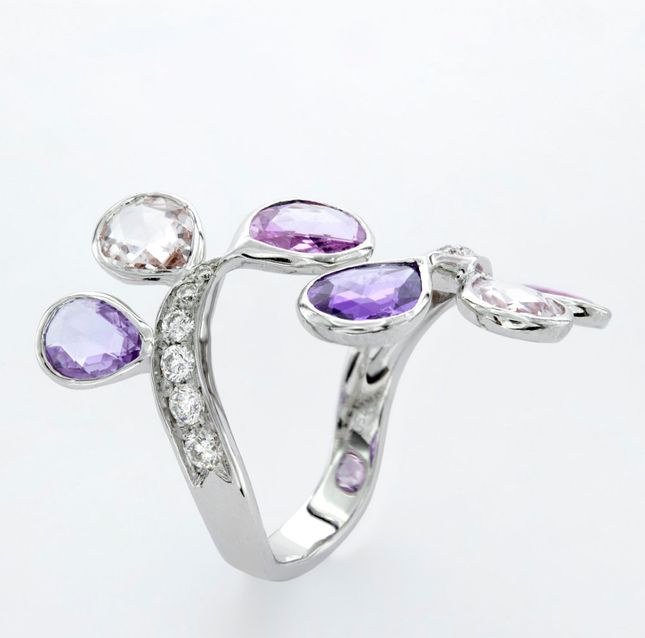 Pear-Cut 4.76 Carat Sapphire Ring in 18K White Gold