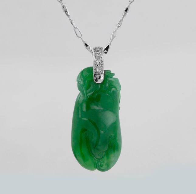 Rare Jadeite Pendant 20.40ct 18K White Gold