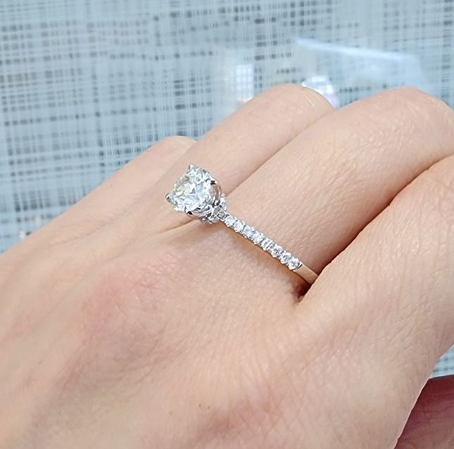 Radiant 18K White Gold Diamond Ring