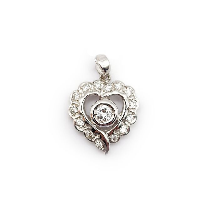 18K White Gold Subtle Diamond Pendant 0.21ct