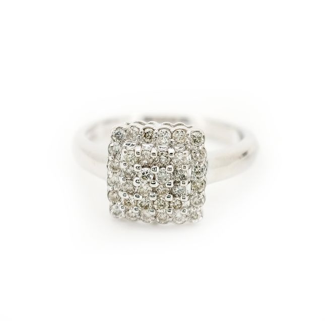 18K White Gold Multi Diamond Ring