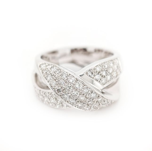 18K White Gold Diamond Statement Ring