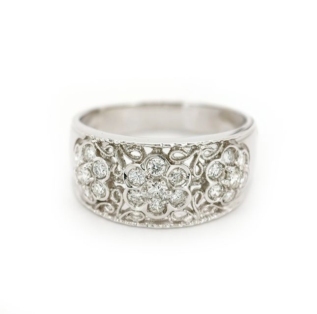 Statement 18K White Gold Diamond Ring