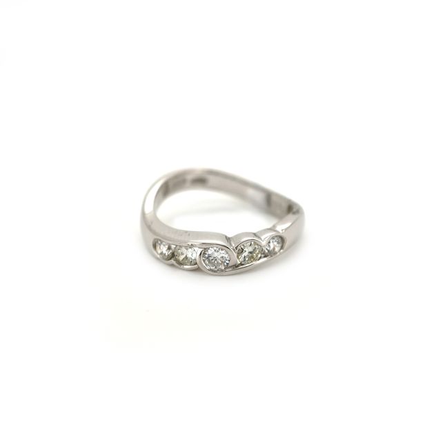 14K White Gold Ring Studded With Round Diamond