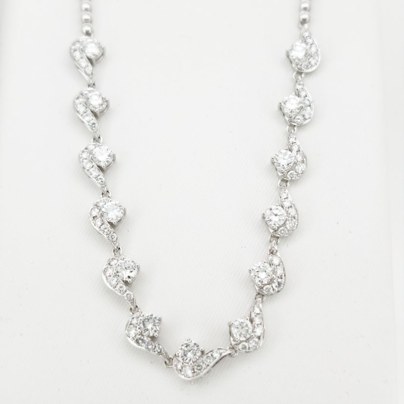 Diamond necklace product image