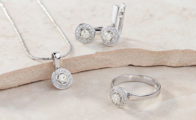 Women's jewelry set with necklace, earrings, and ring