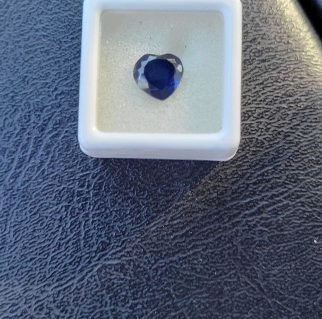 Blue Kashmir Sapphire Heart