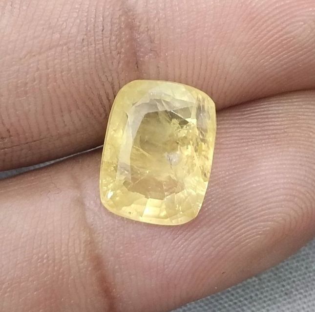 8.36ct GSI Certified Untreated Yellow Ceylon Sapphire