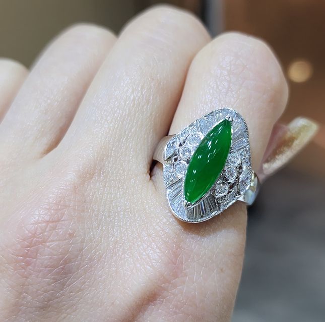 Jadeite Marquise 47.91ct Ring in Platinum