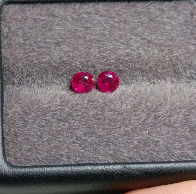 Oval Pinkish-Red Loose Ruby Pair