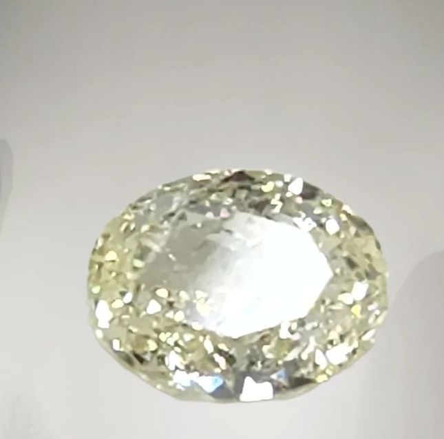 certified light yellow oval shape diamond