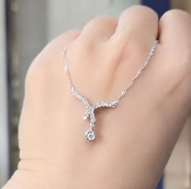 0.06ct Diamond Pendant 18K White Gold NP513