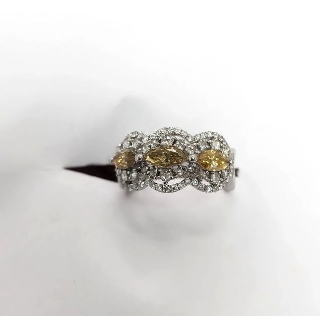 Three stone wedding ring