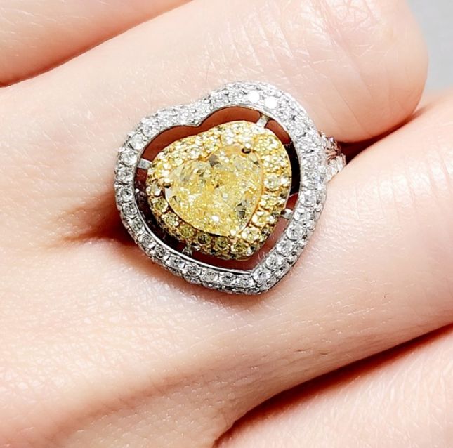 SunDawn 18K Two Tone Fancy Diamond Ring – LR11261