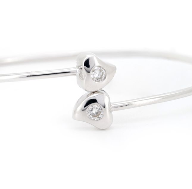 0.12ct Round Diamond Bangle 18k White gold