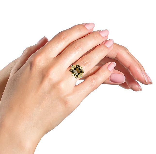 18K Yellow Gold Quartz & Diamond Accent Ring