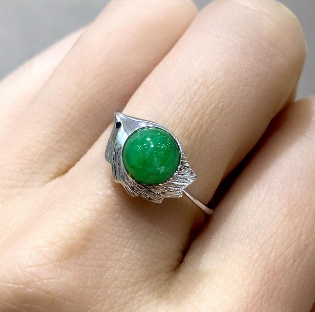 Jadeite Round 9.94ct Ring in 18K White Gold