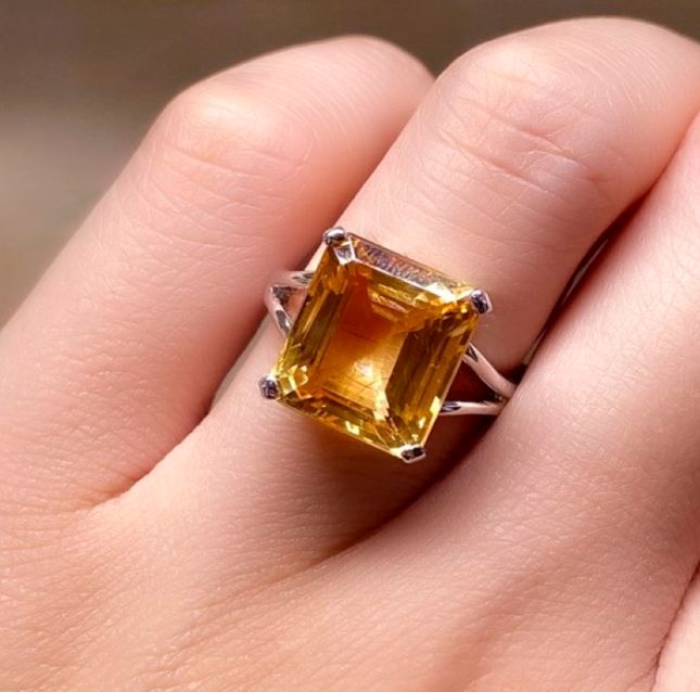 Royal Jewel 18KT White Gold Citrine Ring