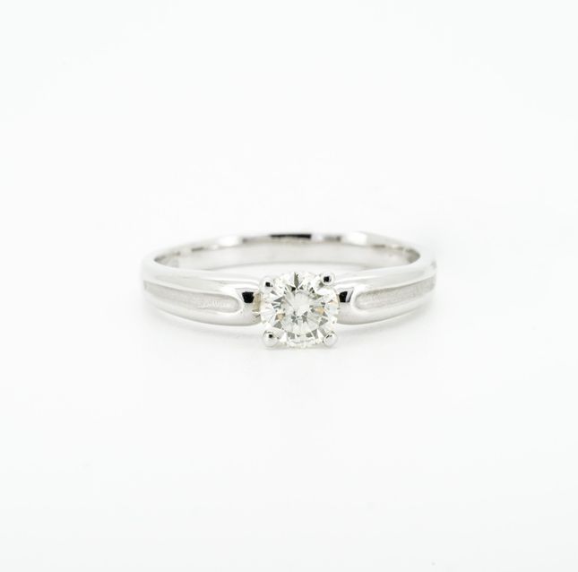 Luxury 18K White Gold Diamond Round 0.60CT