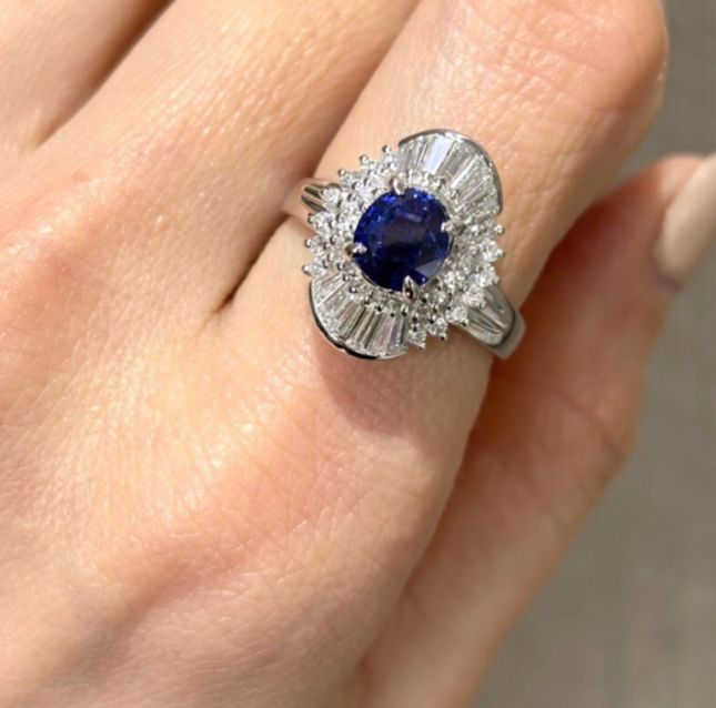 PT900K Platinum Ring Sapphire