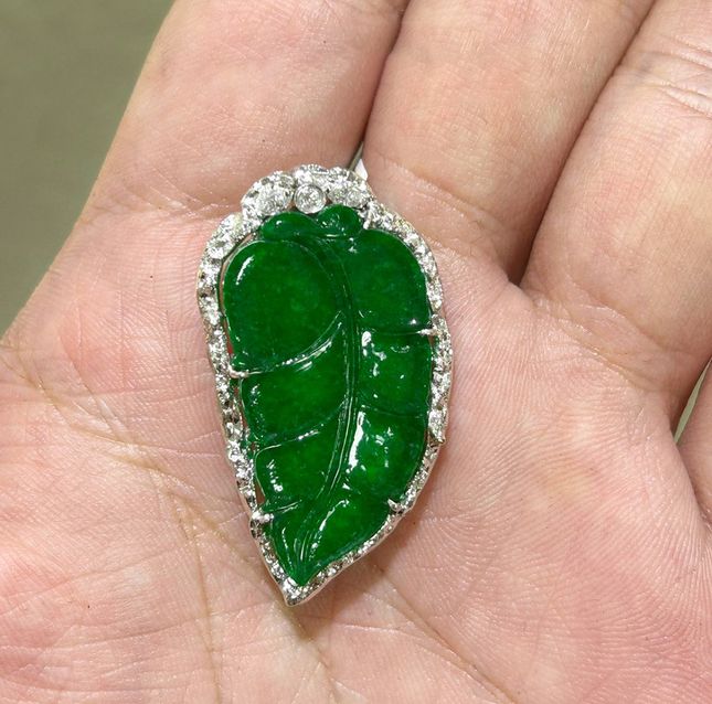 Elegant Jadeite Brooch 49.43ct 18K White Gold