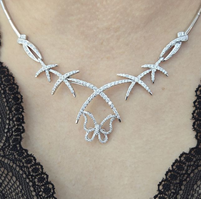 18K White Gold Diamond Necklace, Classic Studded Masterpiece