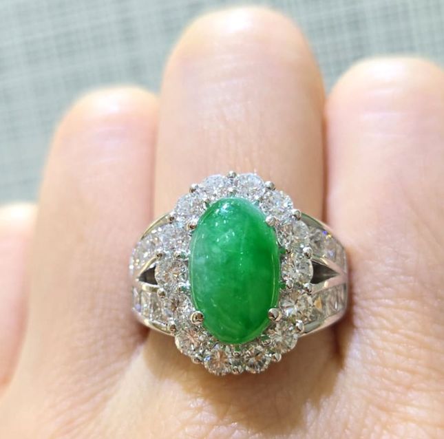 Jadeite Ring of Serene Beauty – LR10361