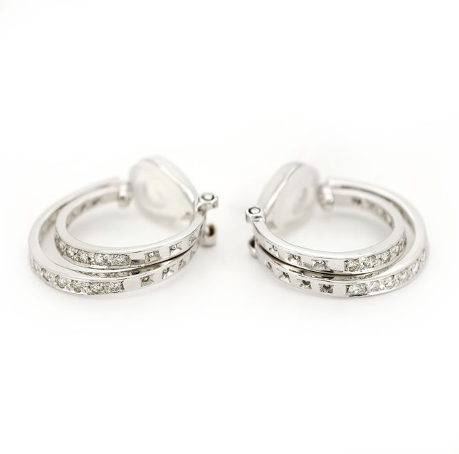Twisted 18K White Gold Diamond Hoops