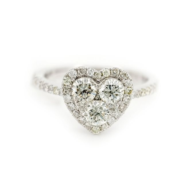 18K White Gold Round Stone Ring – LR13061