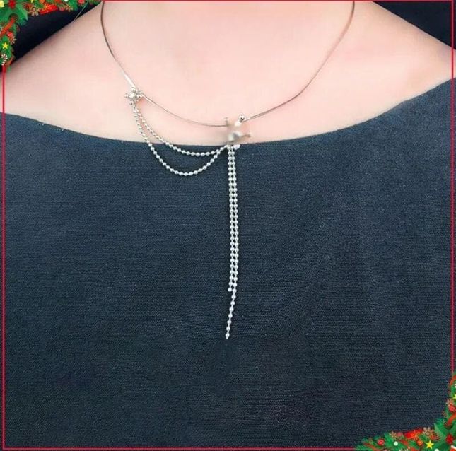 18K White Gold Round Diamond Necklace